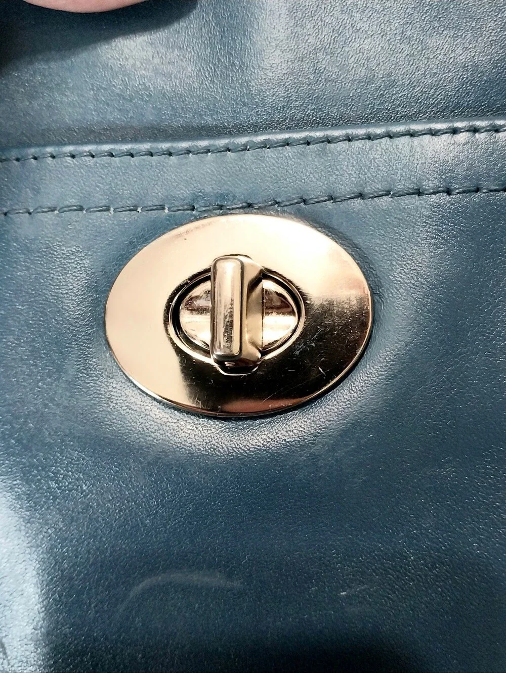 Coach Chelsea Turn Lock Tote bag